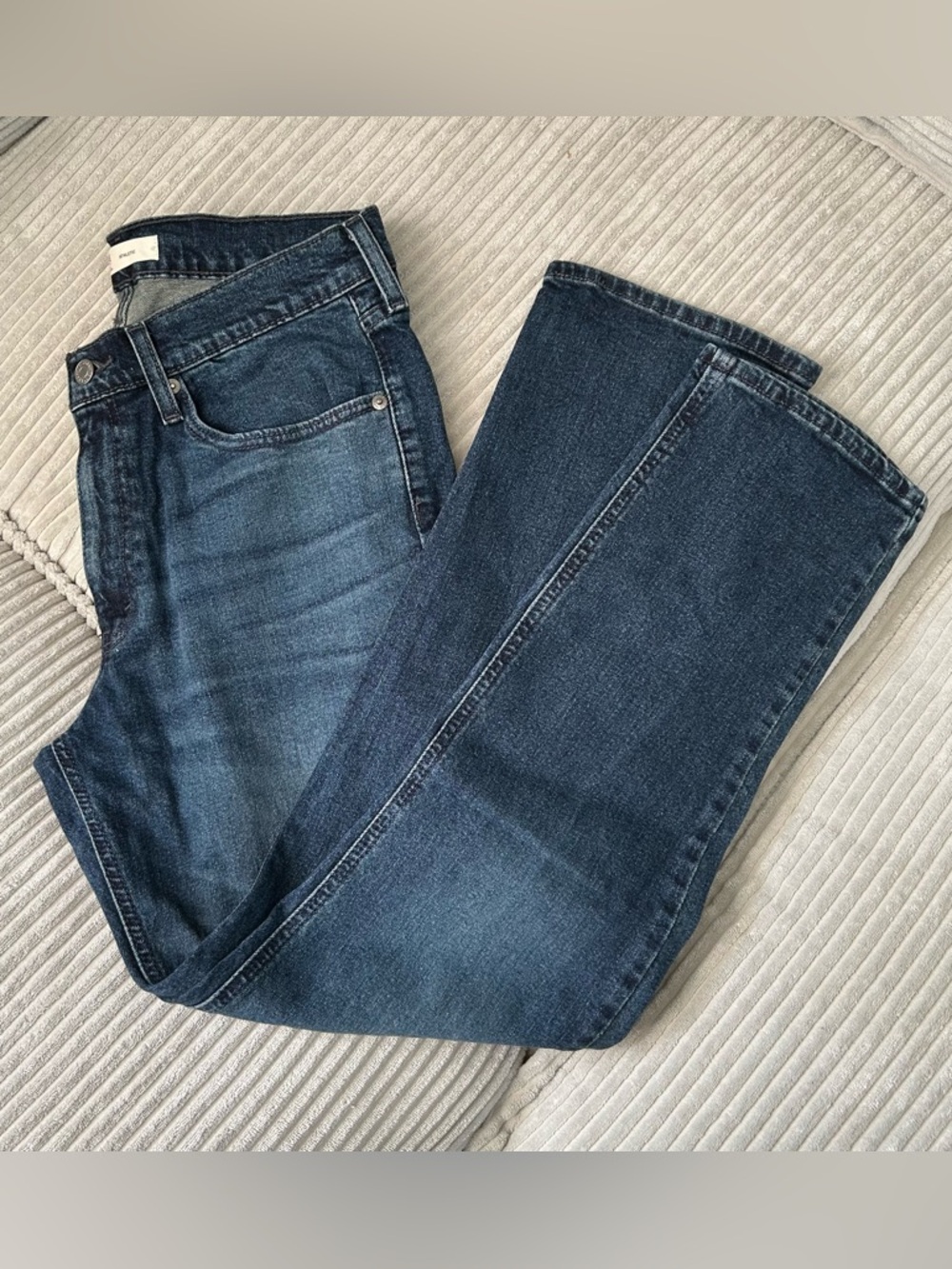 Classic Men’s Levi Dark Wash Straight-Leg Jeans